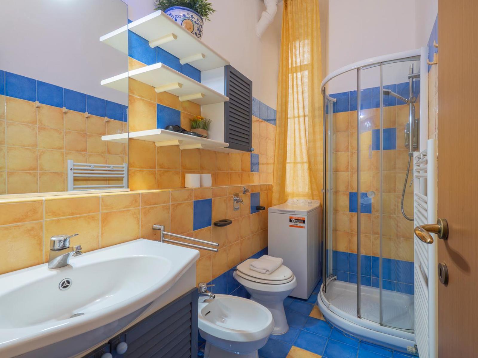 New Apartment In Downtown Close To Duomo ميلان المظهر الخارجي الصورة